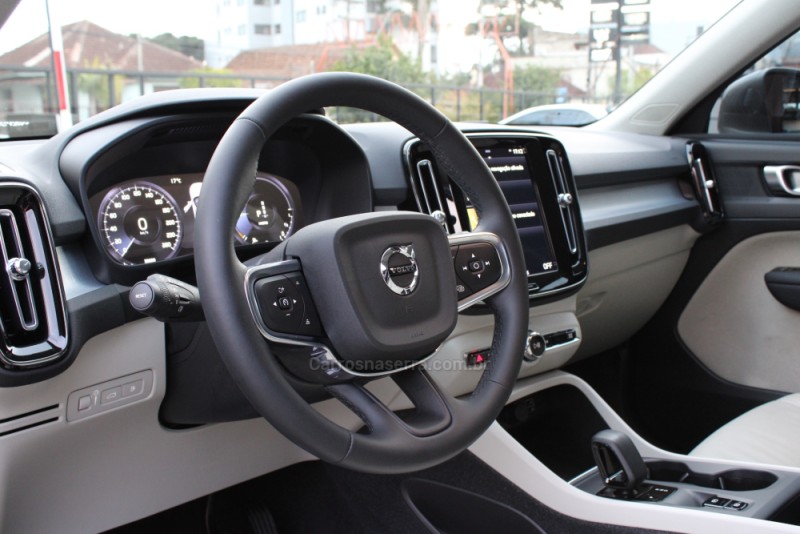 XC 40 1.5 T5 GASOLINA RECHARGE INSCRIPTION EXPRESSION 4P AUTOMÁTICO - 2021 - CAXIAS DO SUL