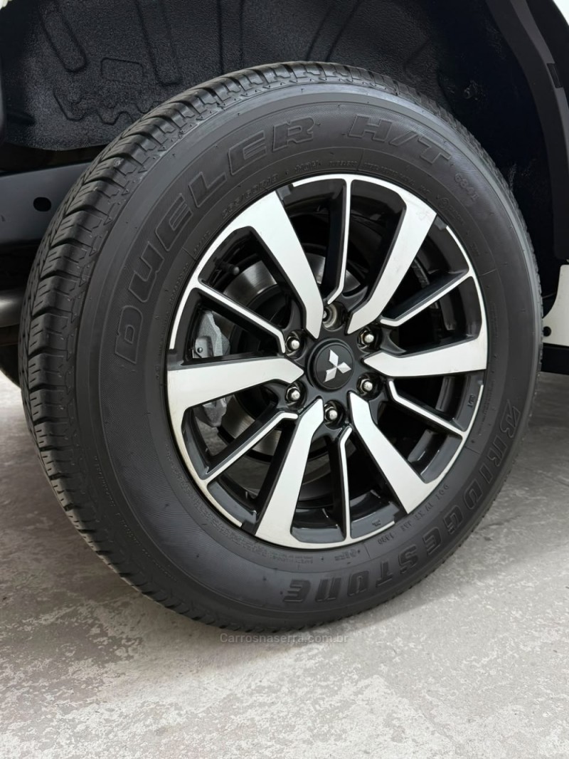 PAJERO SPORT 2.4 HPE 4X4 DIESEL 4P AUTOMÁTICA - 2020 - CAXIAS DO SUL