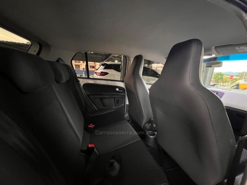 UP 1.0 TSI CROSS 12V FLEX 4P MANUAL - 2017 - BOM PRINCíPIO