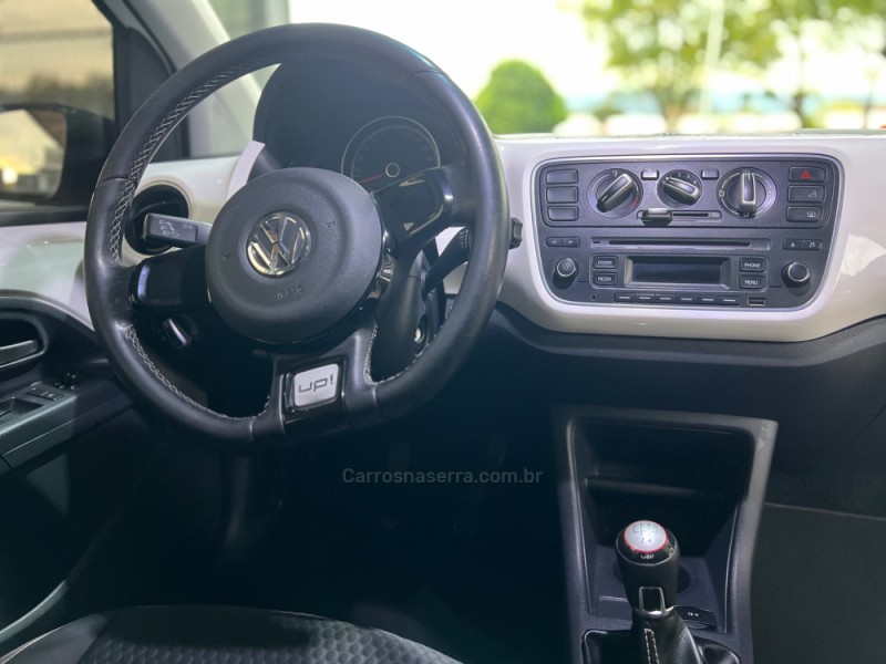UP 1.0 TSI CROSS 12V FLEX 4P MANUAL - 2017 - BOM PRINCíPIO
