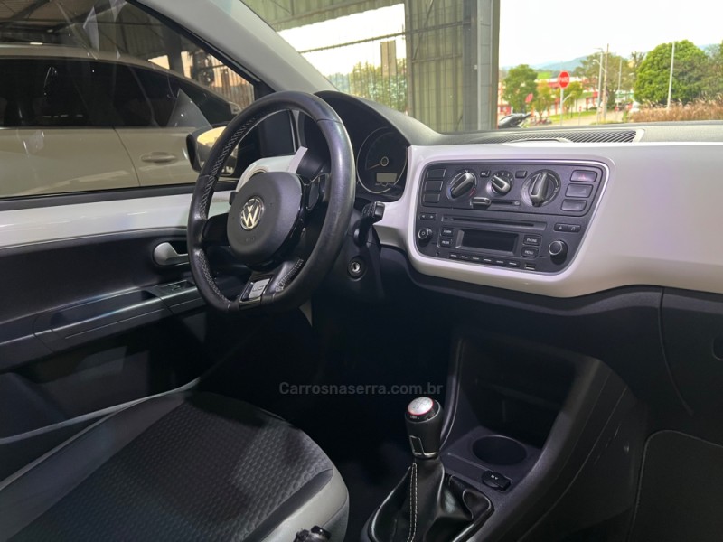 UP 1.0 TSI CROSS 12V FLEX 4P MANUAL - 2017 - BOM PRINCíPIO