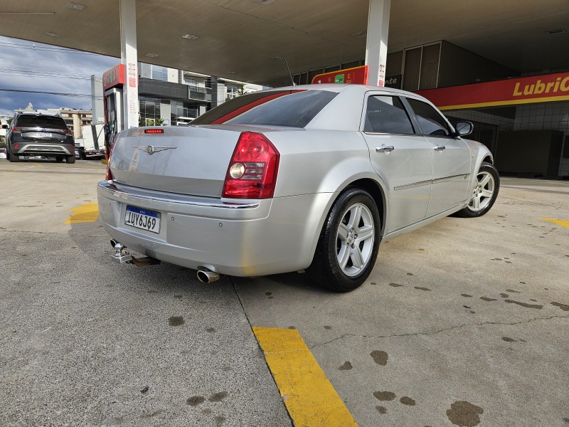 300 C 3.5 SEDAN V6 24V GASOLINA 4P AUTOMÁTICO - 2008 - CAXIAS DO SUL