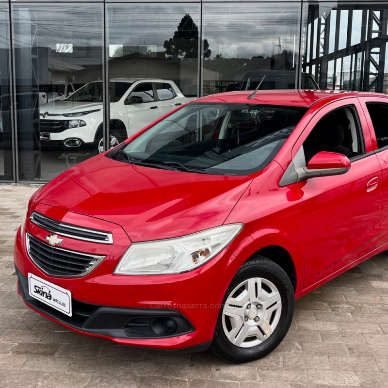 ONIX 1.0 MPFI LT 8V FLEX 4P MANUAL - 2013 - VACARIA
