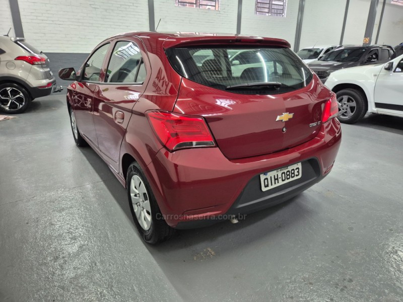 ONIX 1.0 MPFI LT 8V FLEX 4P MANUAL - 2017 - GARIBALDI