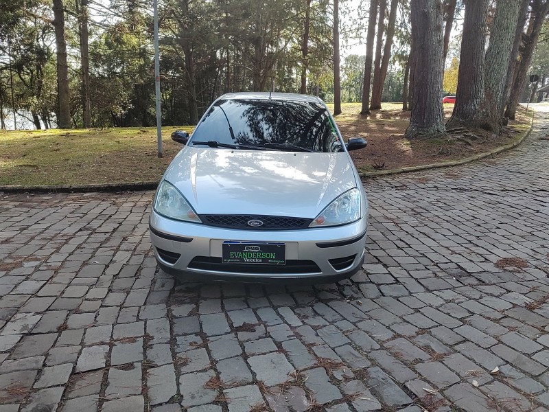 FOCUS 1.6 GL SEDAN 16V FLEX 4P MANUAL - 2008 - CAXIAS DO SUL