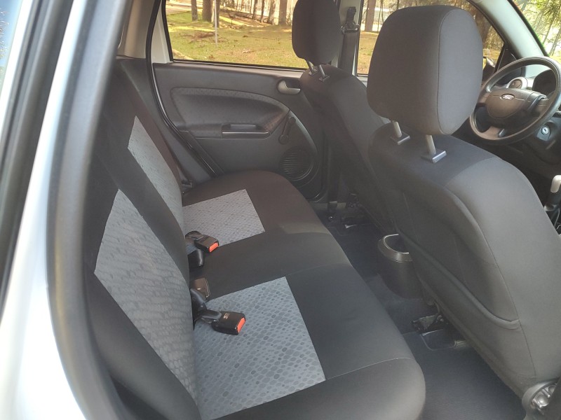 FIESTA 1.6 ROCAM HATCH 8V FLEX 4P MANUAL - 2014 - CAXIAS DO SUL