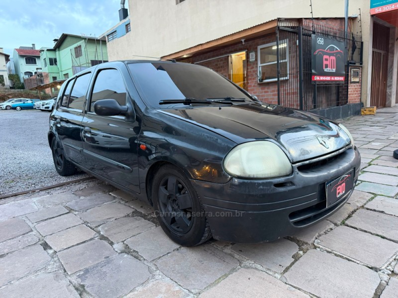 CLIO 1.0 RL 8V GASOLINA 4P MANUAL