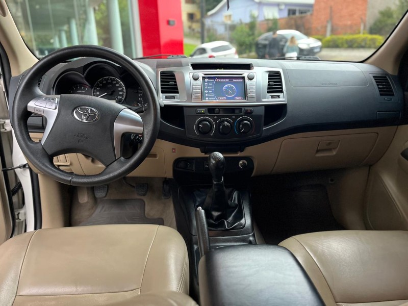 HILUX SW4 2.7 SR 4X2 16V FLEX 4P MANUAL - 2014 - BENTO GONçALVES