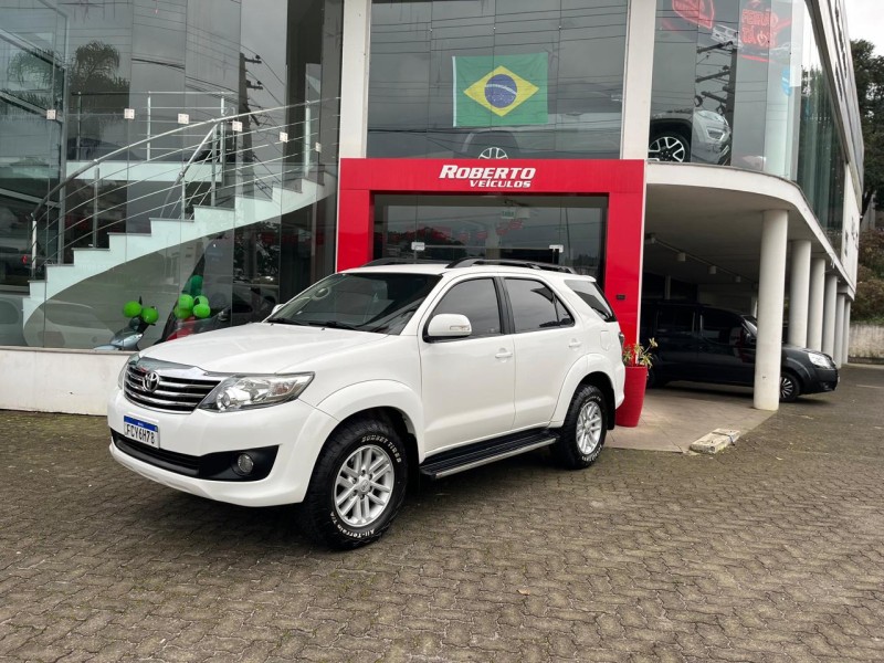 hilux sw4 2.7 sr 4x2 16v flex 4p manual 2014 bento goncalves