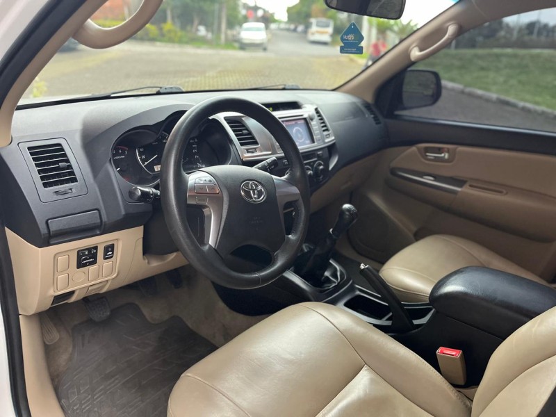 HILUX SW4 2.7 SR 4X2 16V FLEX 4P MANUAL - 2014 - BENTO GONçALVES