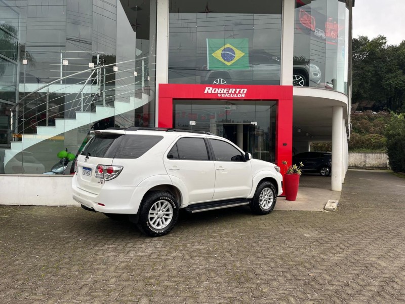 HILUX SW4 2.7 SR 4X2 16V FLEX 4P MANUAL - 2014 - BENTO GONçALVES