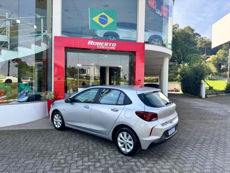 ONIX 1.0 LT 12V FLEX 4P MANUAL - 2023 - BENTO GONçALVES