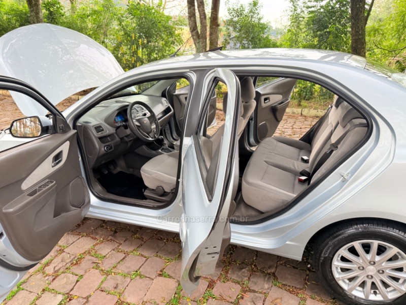 COBALT 1.4 MPFI LTZ 8V FLEX 4P MANUAL - 2012 - NOVA PRATA