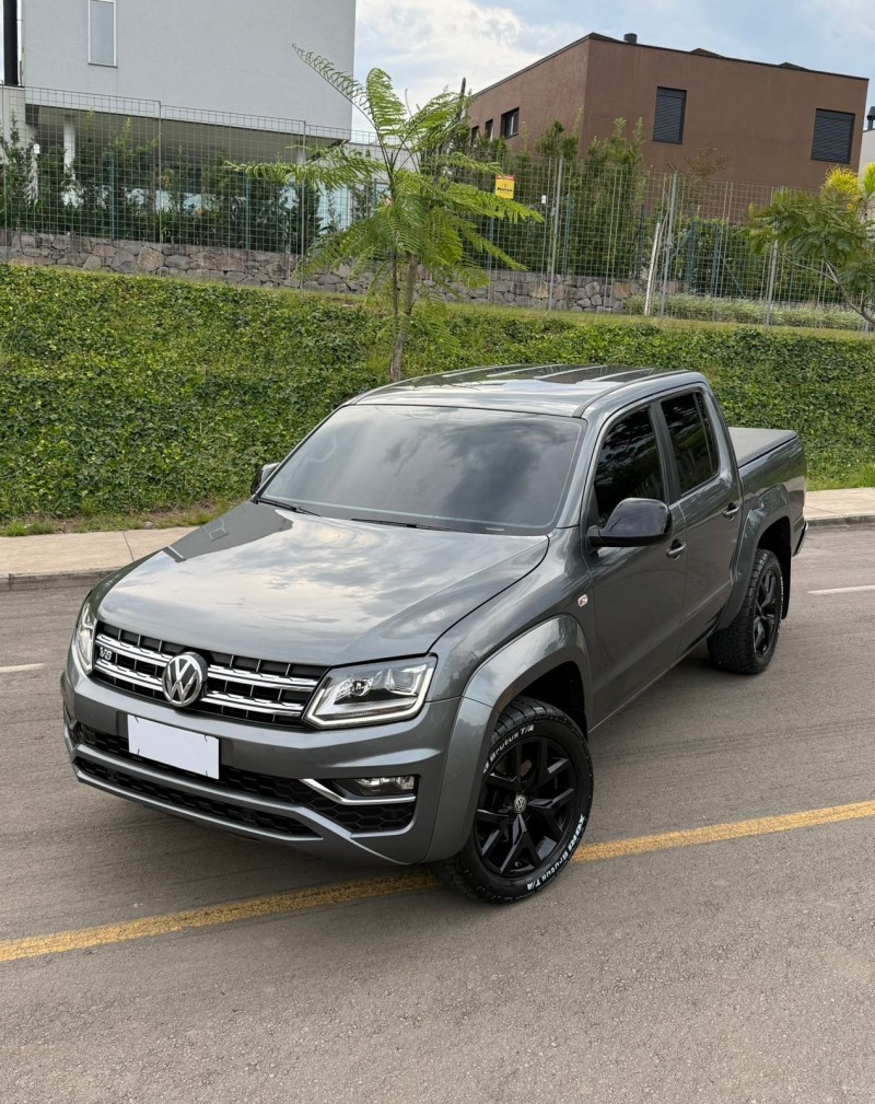 AMAROK 3.0 V6 TDI HIGHLINE CD DIESEL 4MOTION AUTOMÁTICO - 2022 - CAXIAS DO SUL