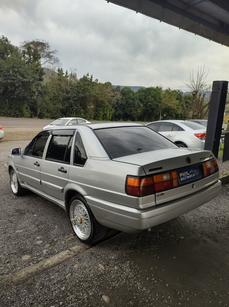 SANTANA 2.0 GLS 8V GASOLINA 4P MANUAL - 1992 - VALE REAL