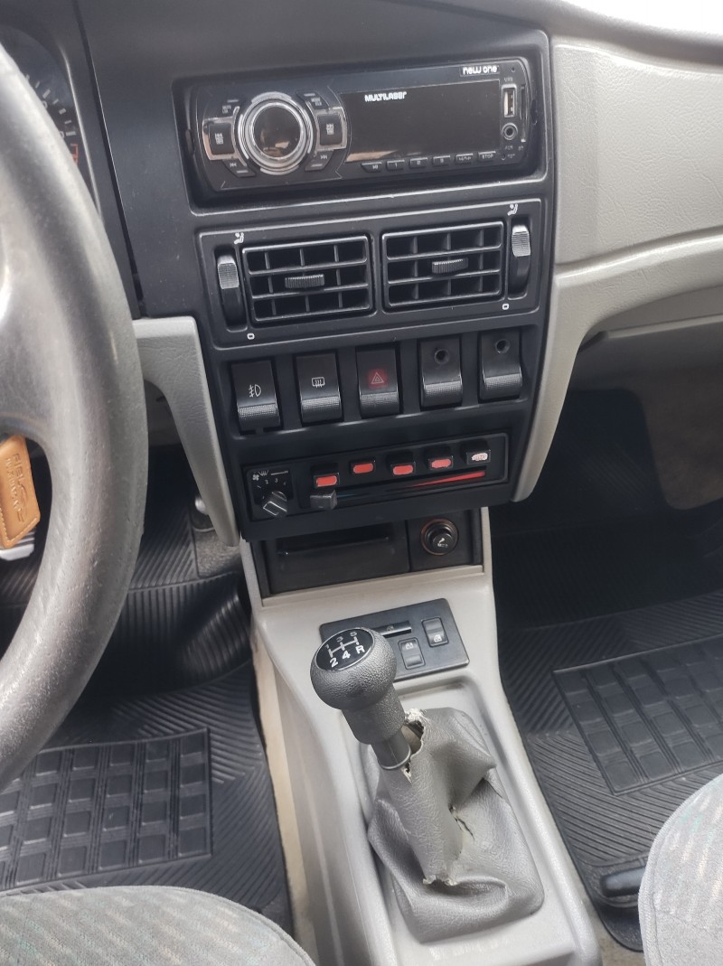 SANTANA 2.0 GLS 8V GASOLINA 4P MANUAL - 1992 - VALE REAL