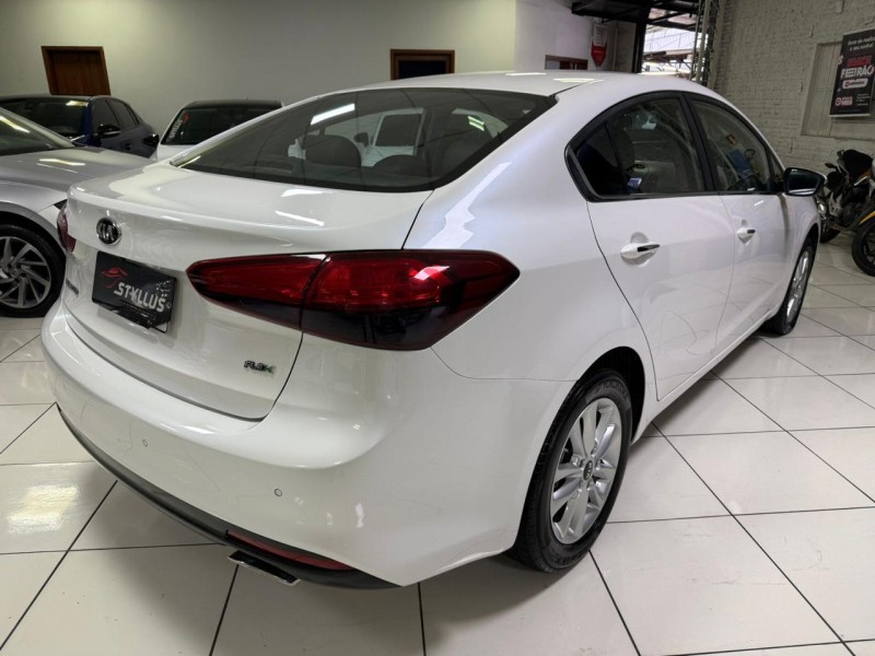 CERATO 1.6 16V SX4 FLEX 4P AUTOMÁTICO - 2017 - ESTâNCIA VELHA