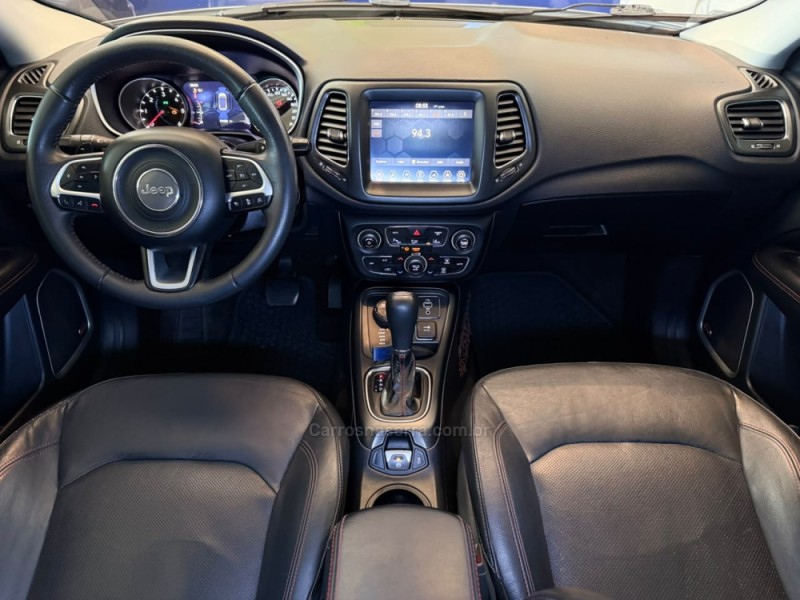 COMPASS 2.0 16V DIESEL TRAILHAWK 4X4 AUTOMÁTICO - 2018 - SãO LEOPOLDO