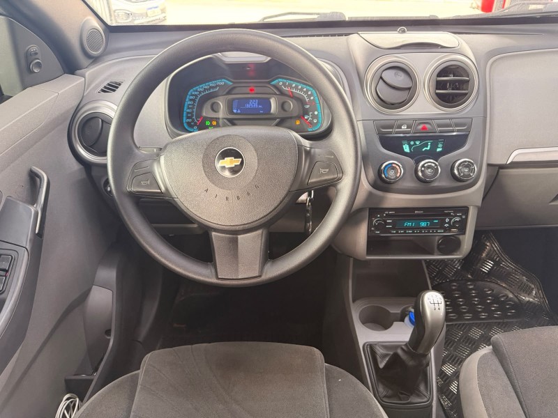 AGILE 1.4 MPFI LTZ 8V FLEX 4P MANUAL - 2010 - CANELA