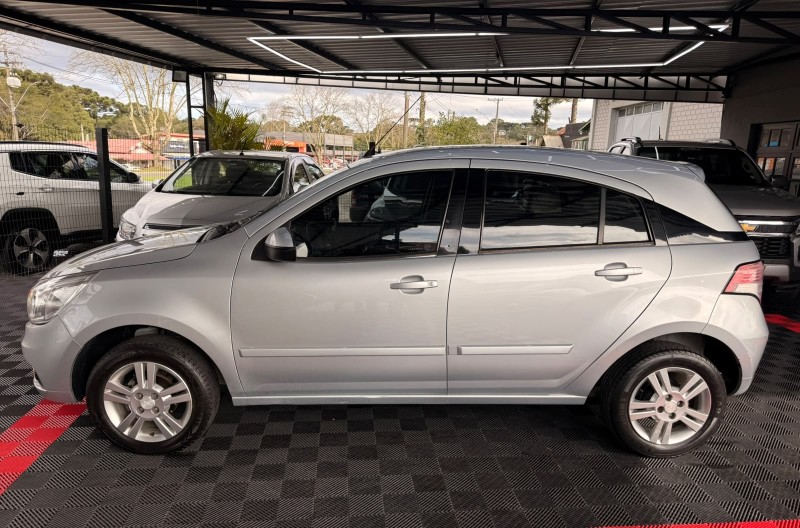 AGILE 1.4 MPFI LTZ 8V FLEX 4P MANUAL - 2010 - CANELA
