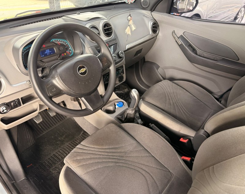 AGILE 1.4 MPFI LTZ 8V FLEX 4P MANUAL - 2010 - CANELA