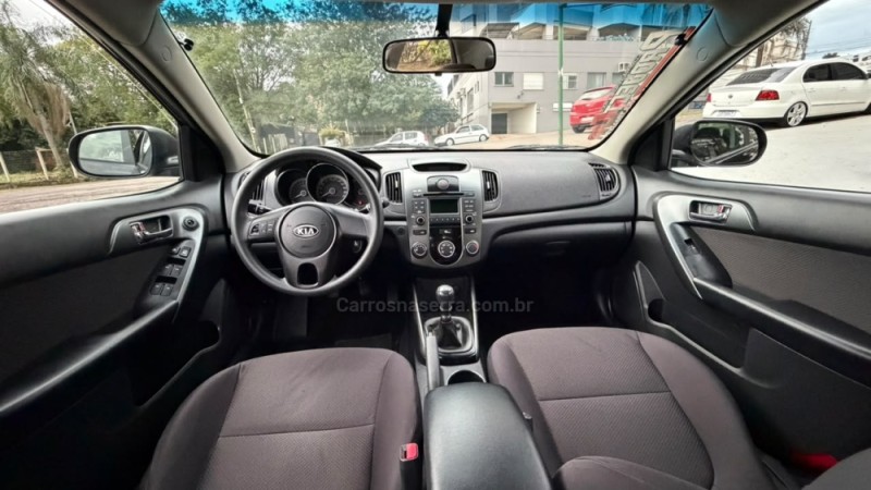 CERATO 1.6 EX3 SEDAN 16V GASOLINA 4P MANUAL - 2013 - NOVO HAMBURGO