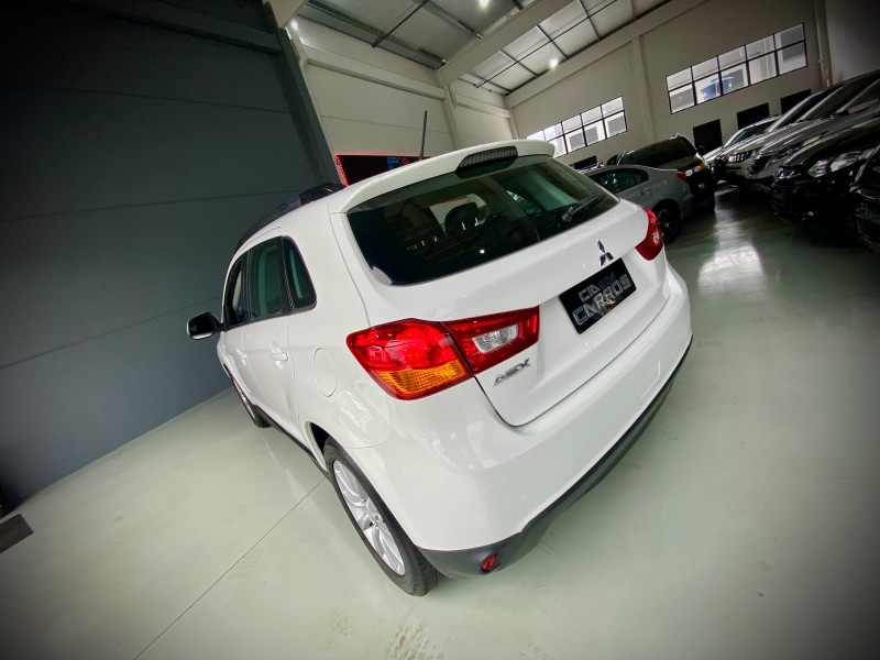 ASX 2.0 4X2 16V FLEX 4P AUTOMÁTICA - 2015 - LAJEADO