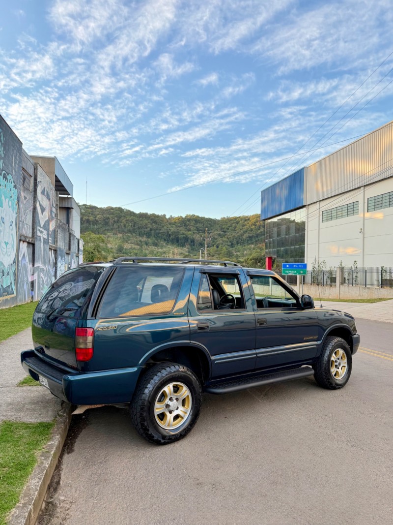 BLAZER 4.3 SFI DLX EXECUTIVE 4X4 V6 12V GASOLINA 4P AUTOMÁTICO - 1999 - CAXIAS DO SUL