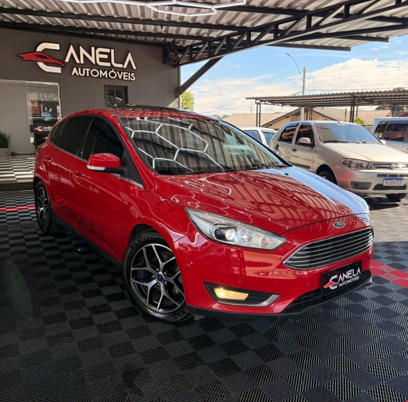 FOCUS 2.0 TITANIUM HATCH 16V FLEX 4P AUTOMÁTICO - 2017 - CANELA