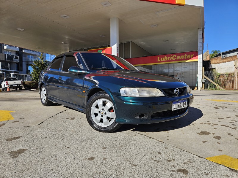 VECTRA 2.2 MPFI GLS 8V GASOLINA 4P MANUAL - 2001 - CAXIAS DO SUL
