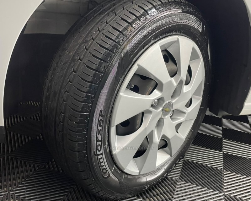 ONIX 1.4 MPFI LT 8V FLEX 4P MANUAL - 2016 - VACARIA