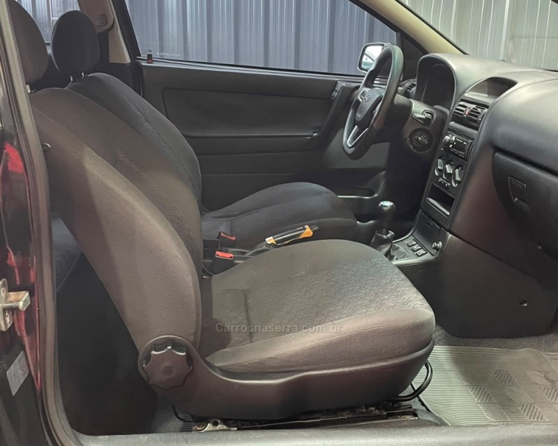 ASTRA 2.0 MPFI ADVANTAGE 8V FLEX 2P MANUAL - 2006 - VACARIA