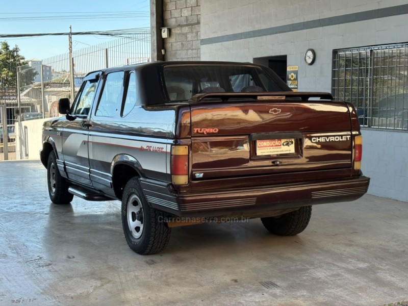D20 4.0 CUSTOM S CD 8V DIESEL 2P MANUAL - 1993 - CAXIAS DO SUL
