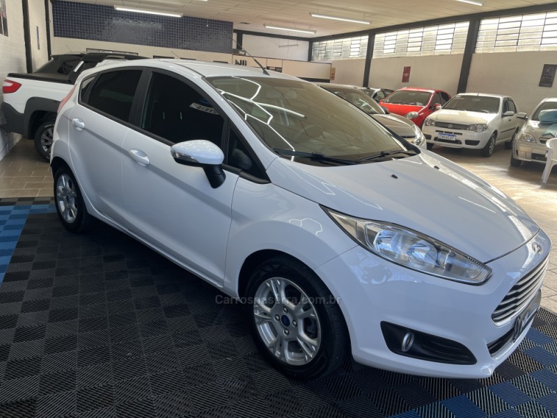 FIESTA 1.6 SE HATCH 16V FLEX 4P AUTOMÁTICO - 2014 - CAXIAS DO SUL