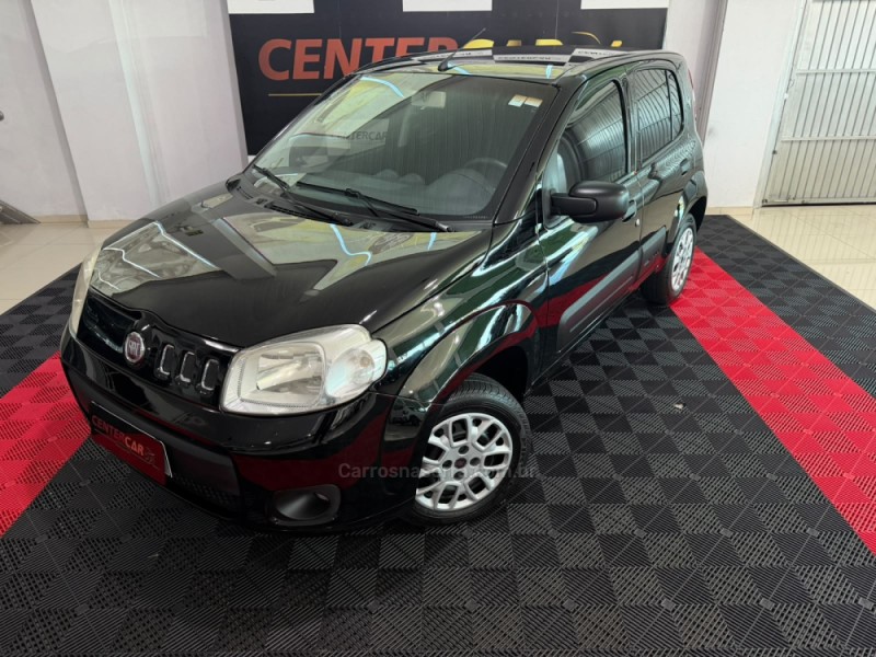 UNO 1.0 EVO VIVACE 8V FLEX 4P MANUAL