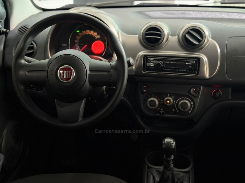 UNO 1.0 EVO VIVACE 8V FLEX 4P MANUAL - 2013 - NOVO HAMBURGO