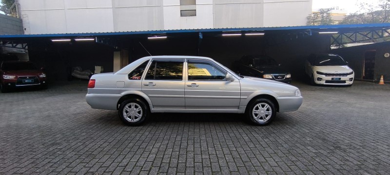 SANTANA 2.0 MI COMFORTLINE 8V GASOLINA 4P MANUAL - 2000 - CAXIAS DO SUL