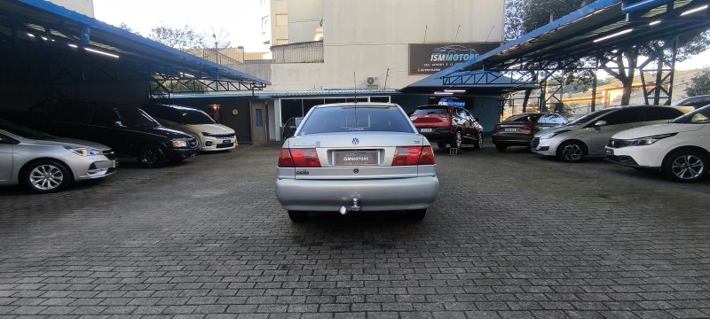 SANTANA 2.0 MI COMFORTLINE 8V GASOLINA 4P MANUAL - 2000 - CAXIAS DO SUL