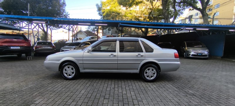SANTANA 2.0 MI COMFORTLINE 8V GASOLINA 4P MANUAL - 2000 - CAXIAS DO SUL