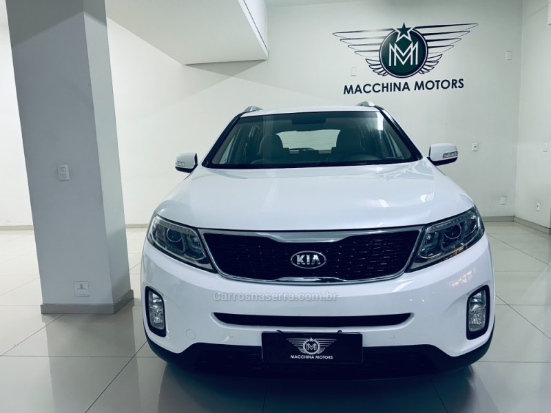 SORENTO 2.4 EX2 4X2 16V GASOLINA 4P AUTOMÁTICO - 2015 - CAXIAS DO SUL