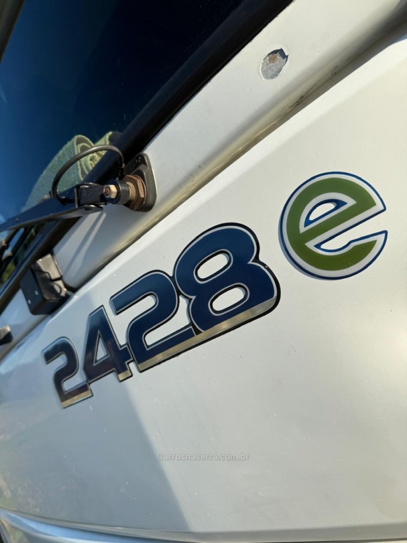 CARGO 2428 E T 3 EIXOS - 2009 - IBIRAIARAS