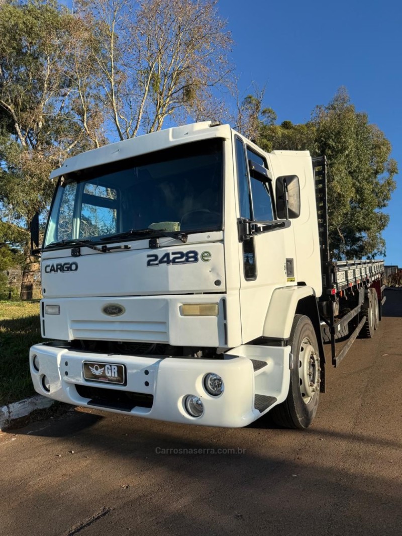 CARGO 2428 E T 3 EIXOS - 2009 - IBIRAIARAS