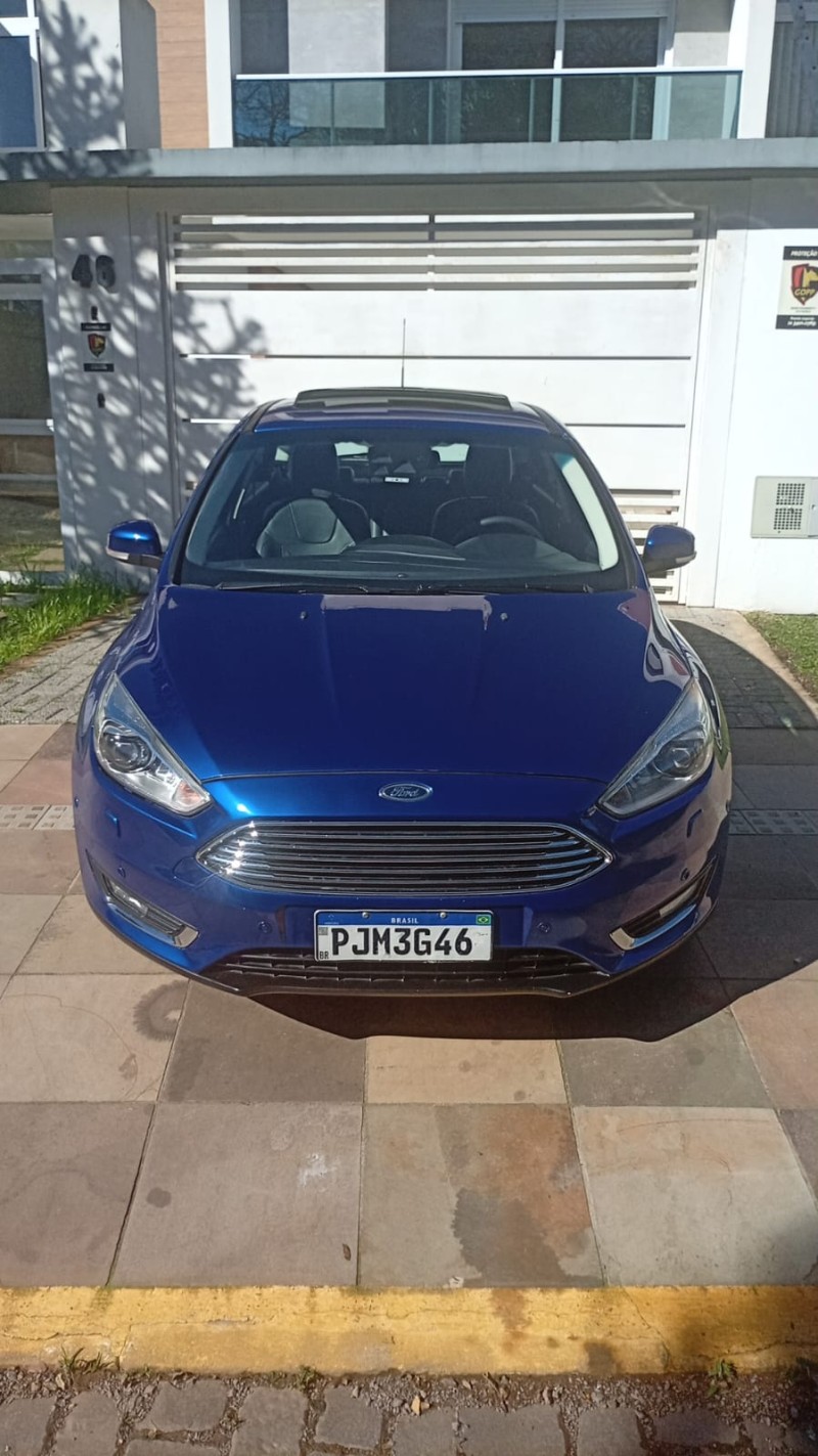 FOCUS 2.0 TITANIUM FASTBACK 16V FLEX 4P AUTOMÁTICO - 2016 - FARROUPILHA