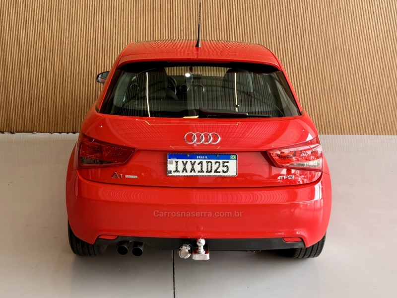 A1 1.4 TFSI ATTRACTION 16V 122CV GASOLINA 2P AUTOMÁTICO - 2013 - BENTO GONçALVES