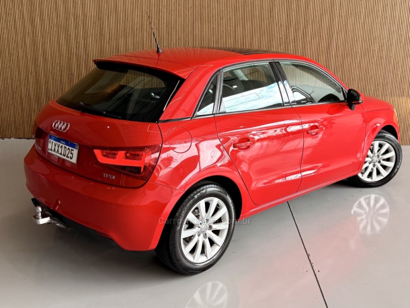 A1 1.4 TFSI ATTRACTION 16V 122CV GASOLINA 2P AUTOMÁTICO - 2013 - BENTO GONçALVES