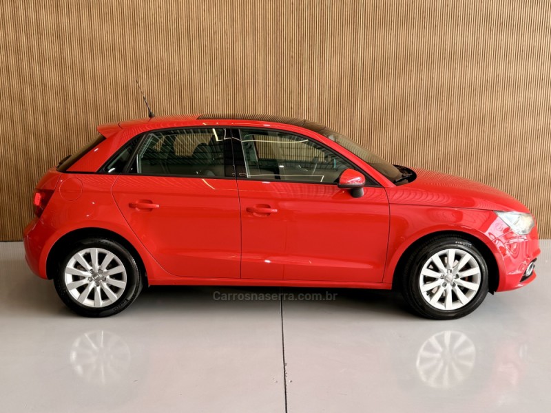 A1 1.4 TFSI ATTRACTION 16V 122CV GASOLINA 2P AUTOMÁTICO - 2013 - BENTO GONçALVES