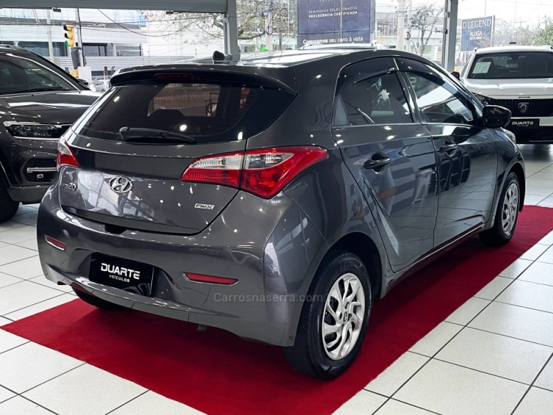 HB20 1.0 COMFORT PLUS 12V FLEX 4P MANUAL - 2014 - PORTO ALEGRE