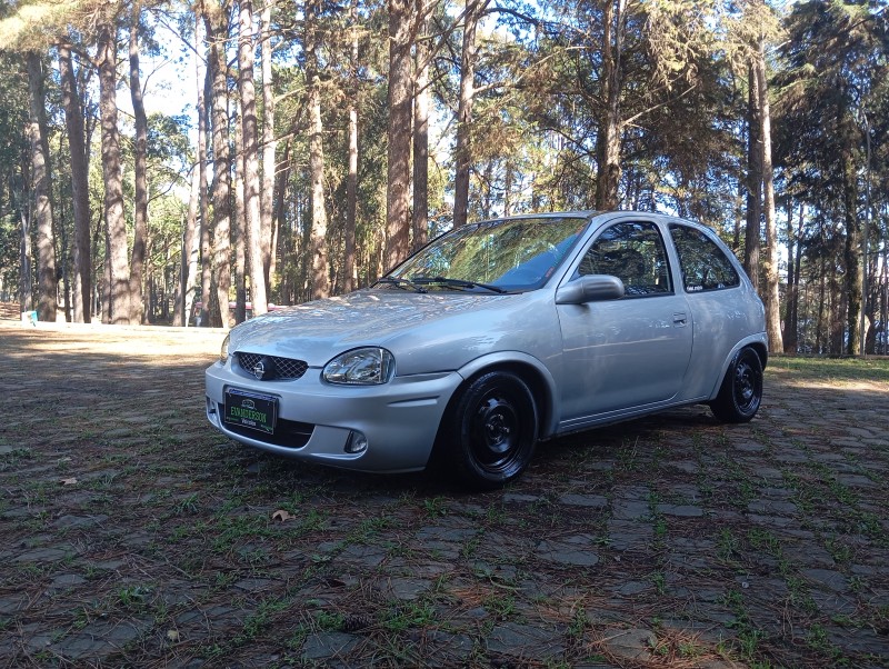 CORSA 1.0 MPFI SUPER 8V GASOLINA 2P MANUAL - 2000 - CAXIAS DO SUL