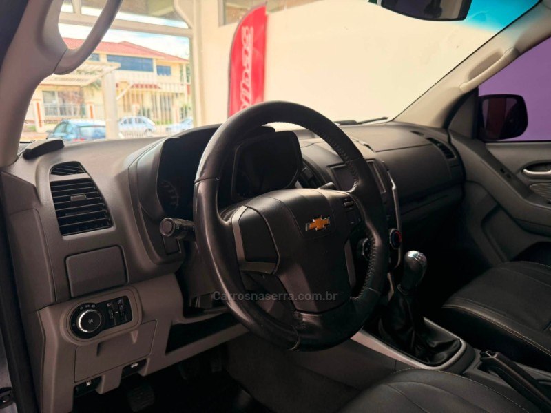 S10 2.4 LT 4X2 CD 8V FLEX 4P MANUAL - 2014 - NãO-ME-TOQUE