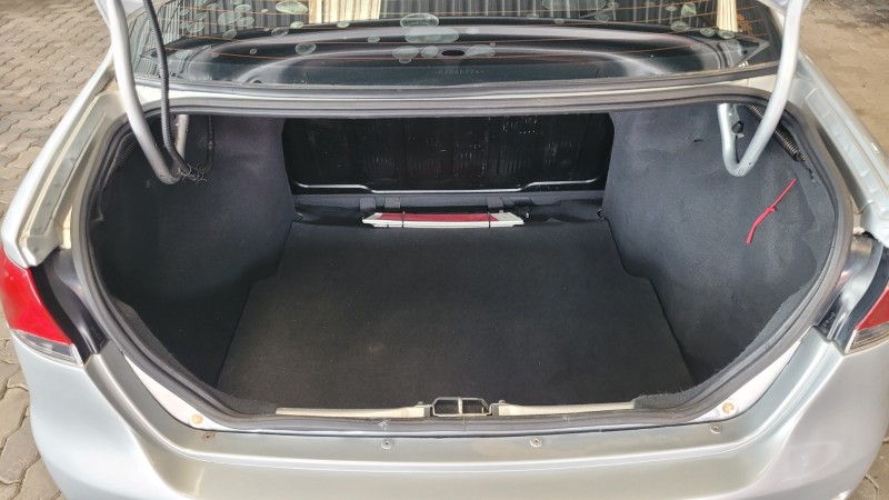 SIENA 1.0 MPI EL 8V FLEX 4P MANUAL - 2014 - GARIBALDI